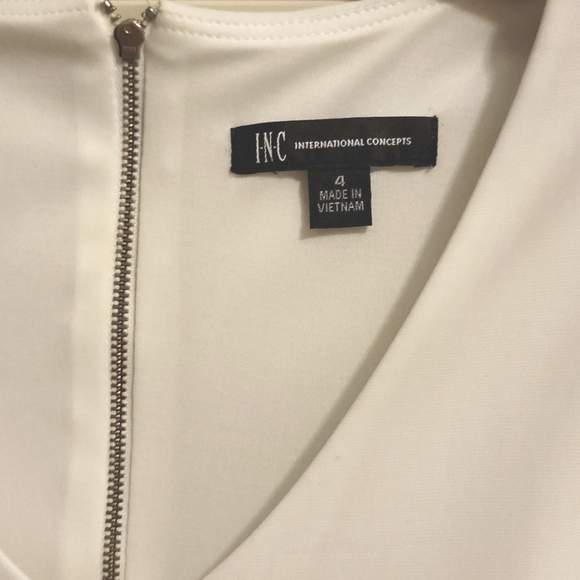 Dress - Picture 2 of 3